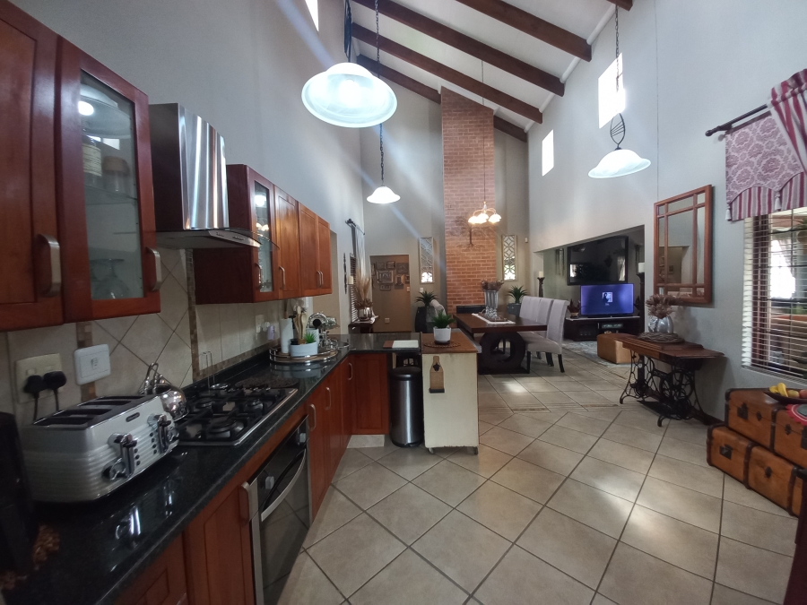3 Bedroom Property for Sale in Waterval East North West